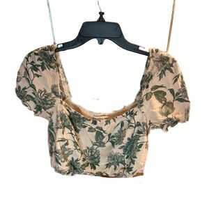 Women’s l Abercrombie and Fitch l White Green Flower Crop Top l Size M